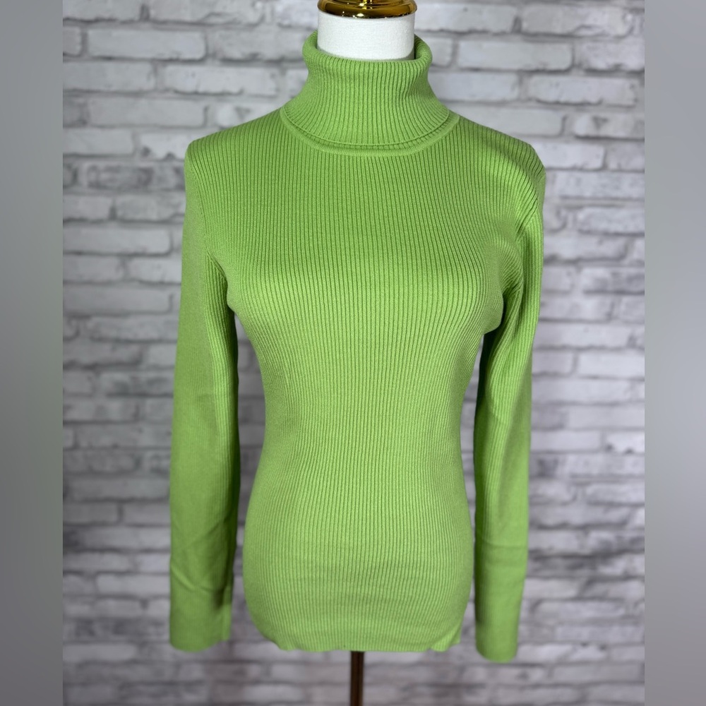 Slim Ribbed Turtleneck Sweater - Lime Green